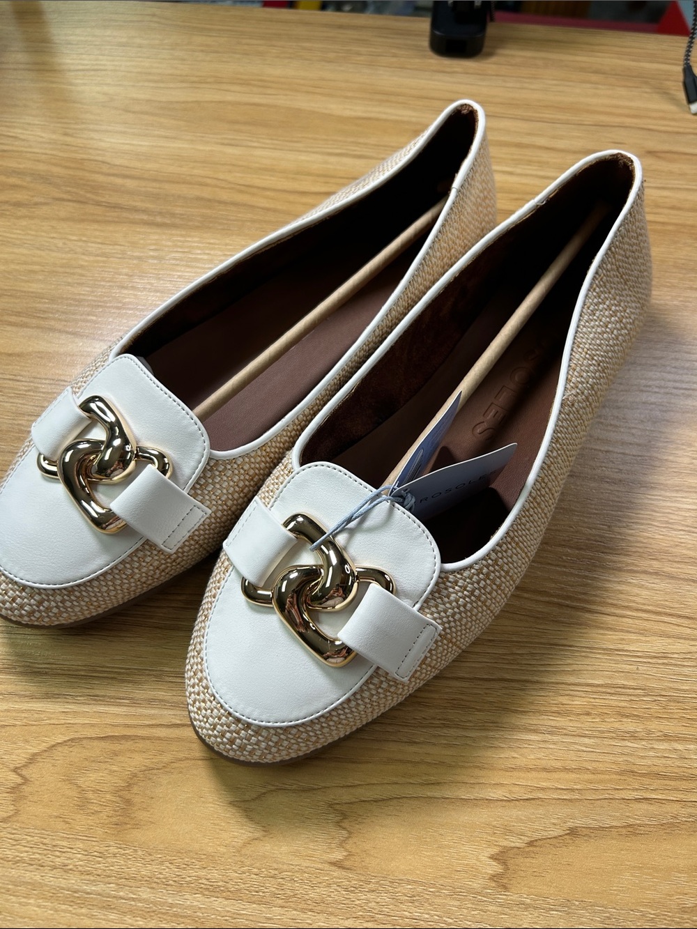 AEROSOLES Cream and White Woven Chain-Accent Loafers